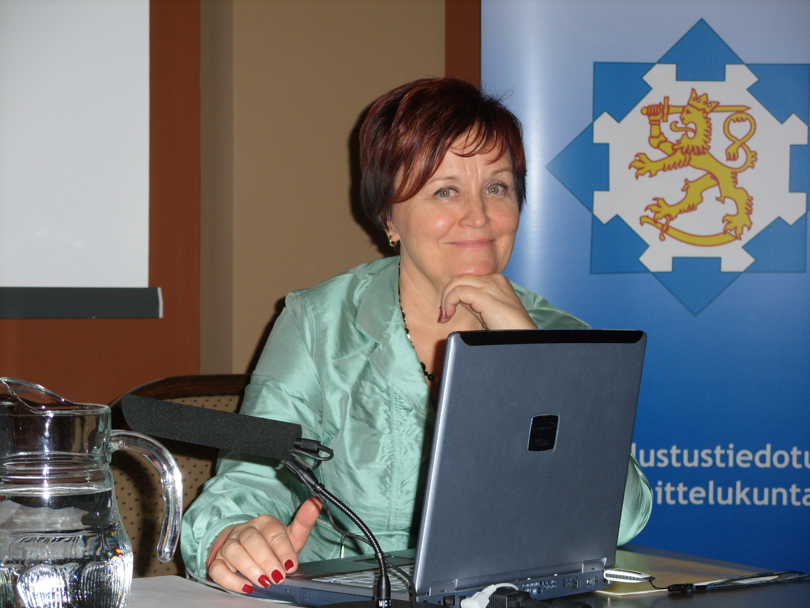 Journalistiseminaari13.12.11SantalaHeli