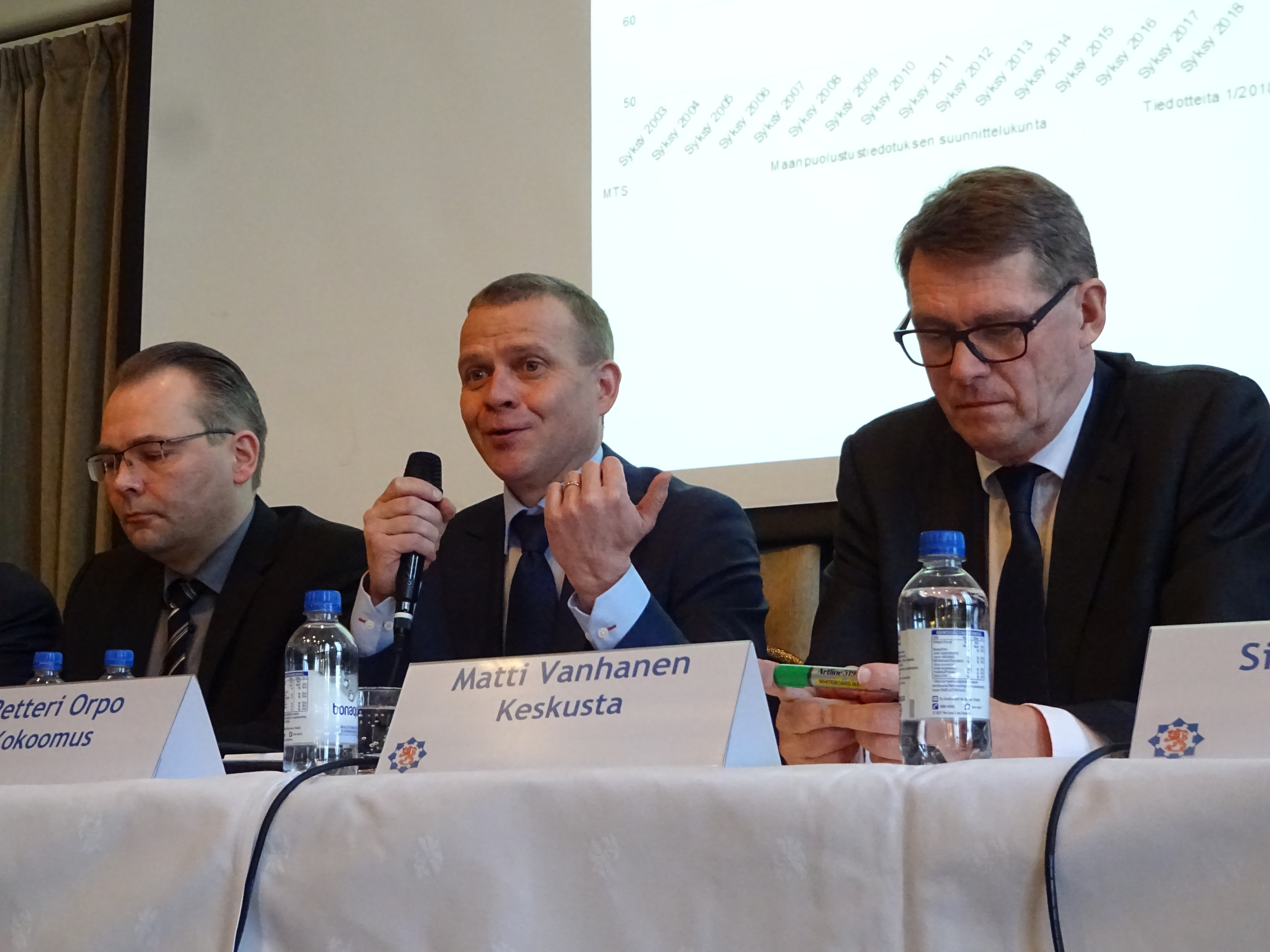 Jussi Niinistö_Petteri Orpo_Matti Vanhanen 27.2.19 MTS