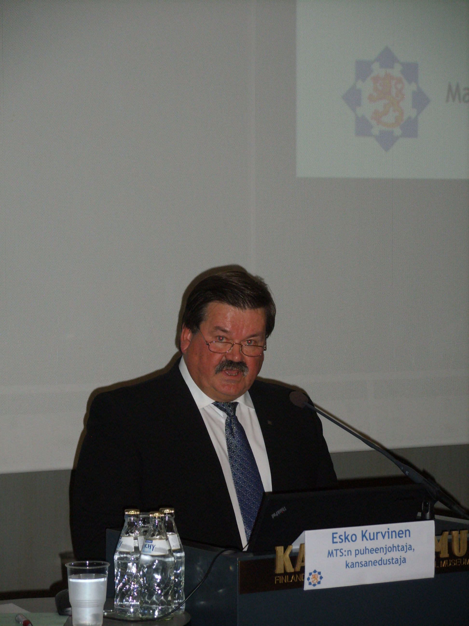 MTSn puheenjohtaja kansanedustaja Esko Kurvinen 14.10.2014