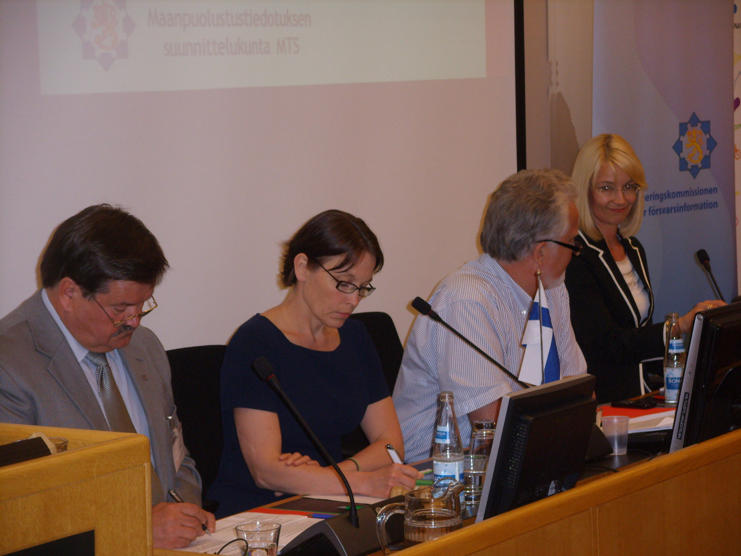 Paneelikeskustelu MTS 3.6.2013