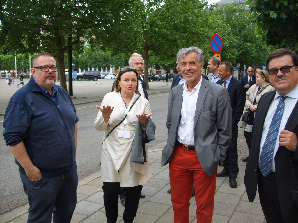 Riiheläinen_Santala_Enestam_Kurvinen