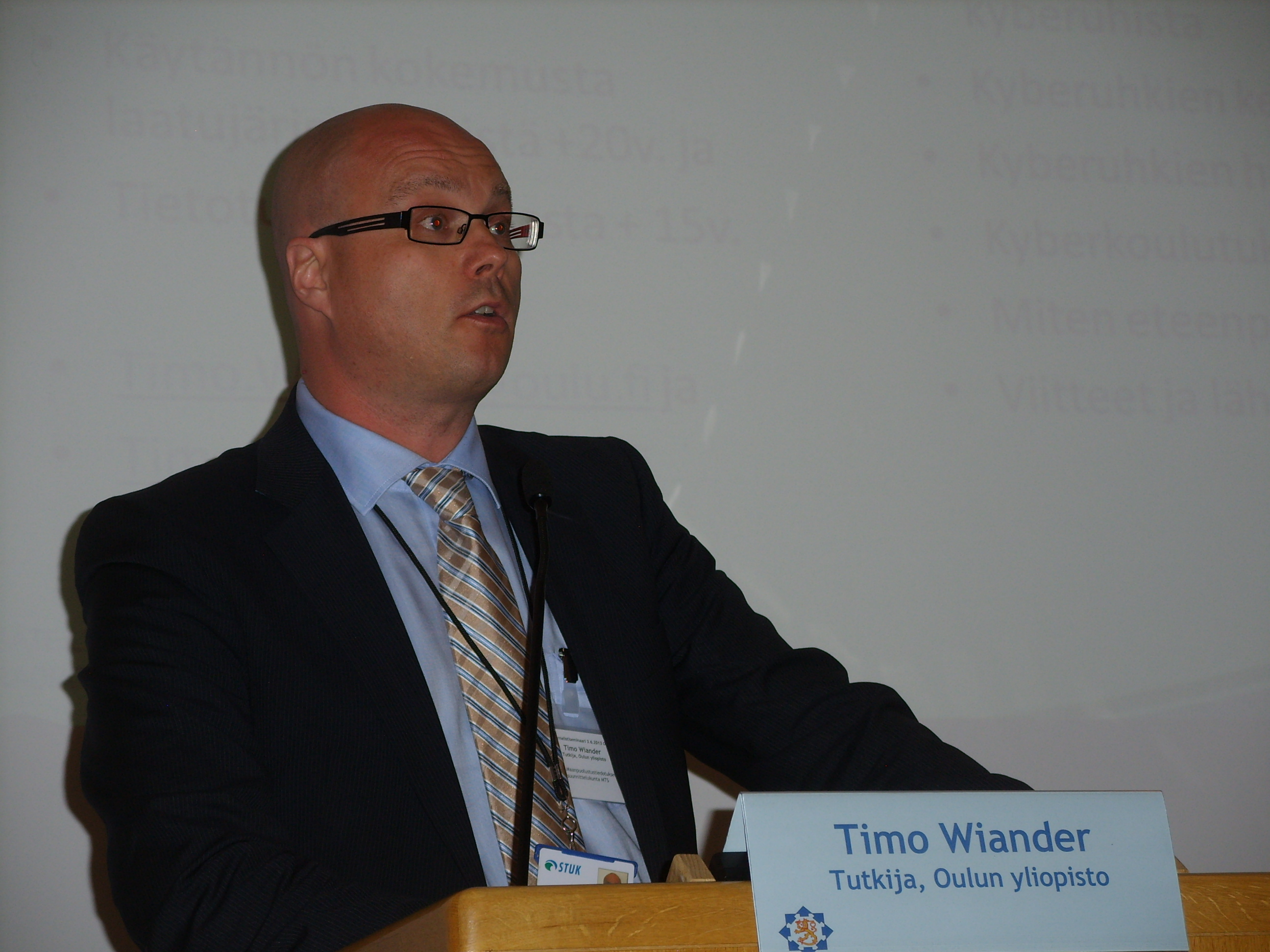 Timo Wiander Journalistiseminaari 3.6. Oulu