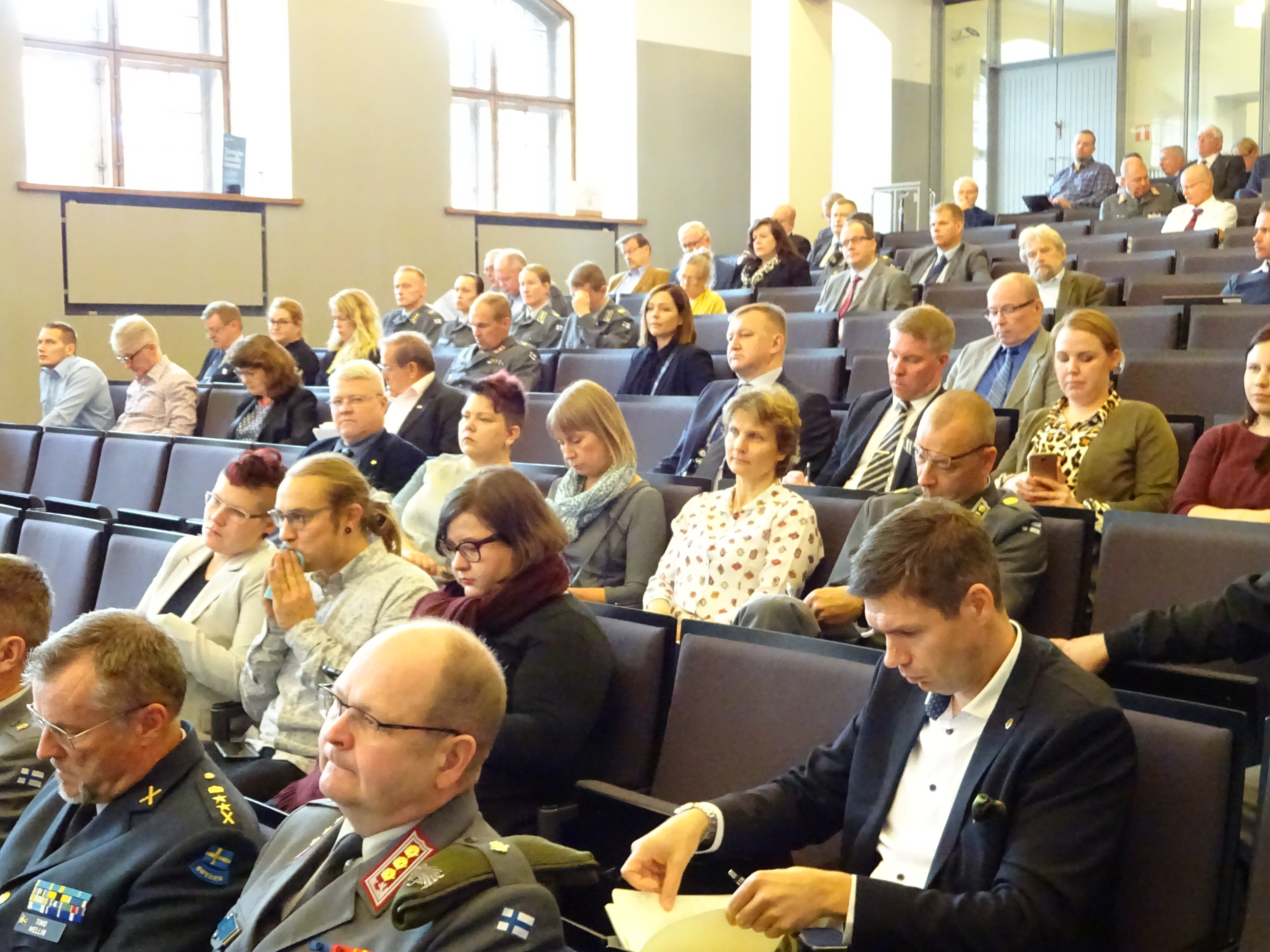 Yleisöä II MTS 20.9.2018 Asevelvollisuusseminaari