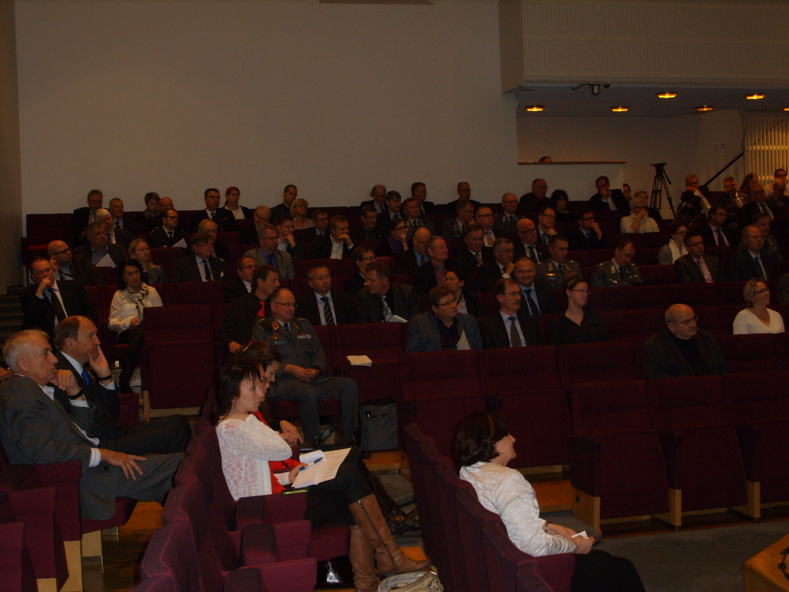 Yleisöä II MTS 5.11.2013