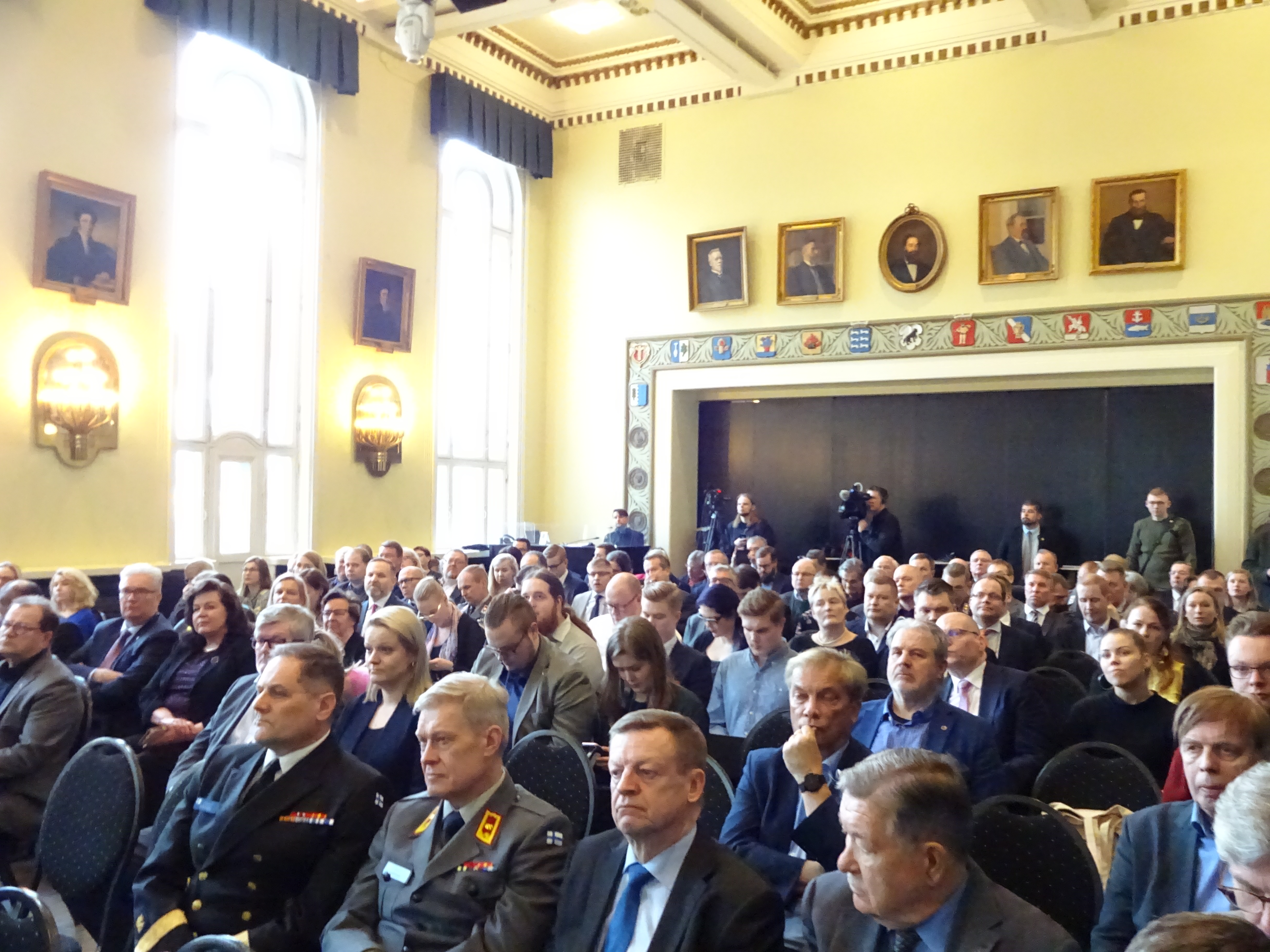 Yleisöä MTS 27.2.19