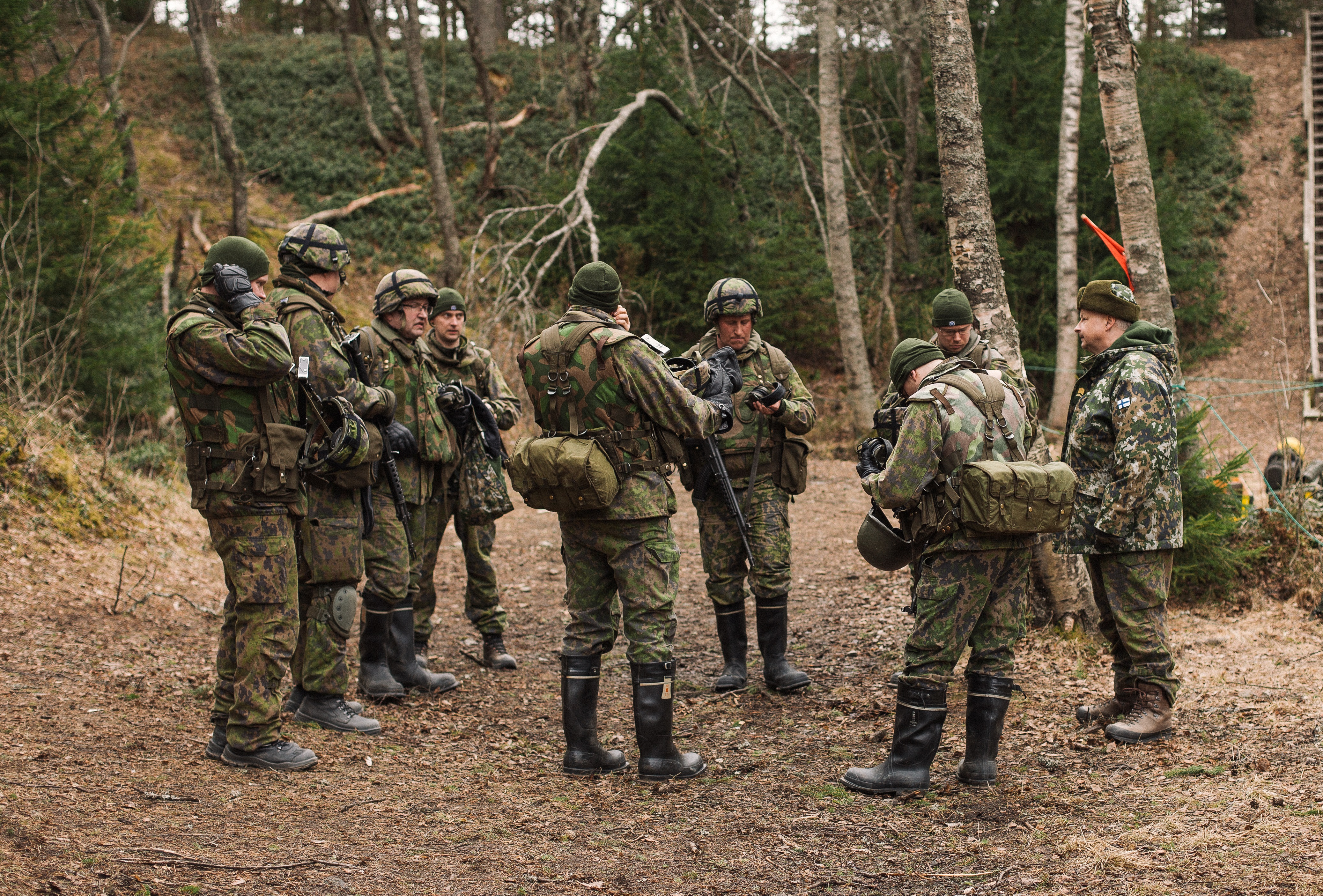 Reserviläisiä harjoituksessa.