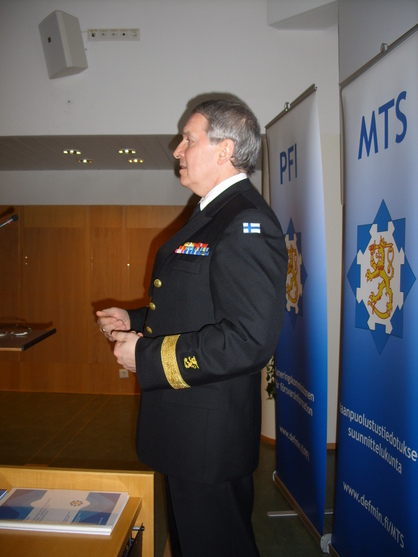 Lippueamiraali Georgij Alafuzoff MTSn journalistiseminaari 13.12.12